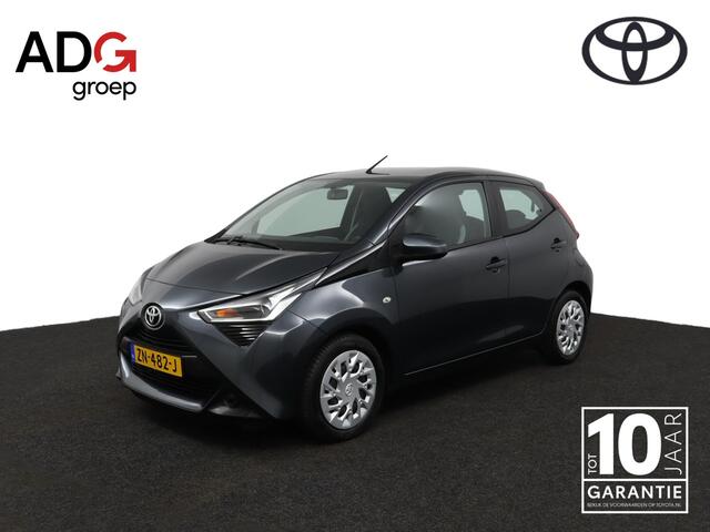 Toyota AYGO 1.0 VVT-i x-play | Airco | Bluetooth | Achteruitrijcamera |