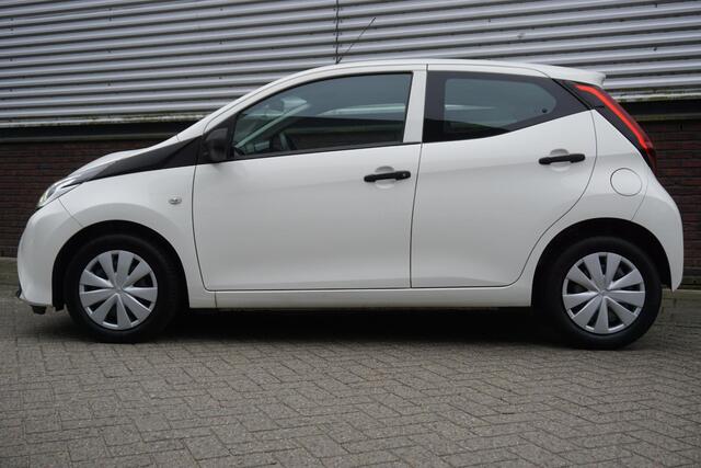 Toyota AYGO 1.0 VVT-i x-fun | Led | Bluetooth | Cruise Control