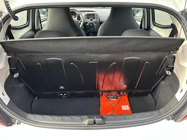 Toyota AYGO 1.0 VVT-i x-fun