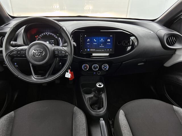 Toyota AYGO X 1.0 VVT-i MT Play | Apple CarPlay | Android Auto |