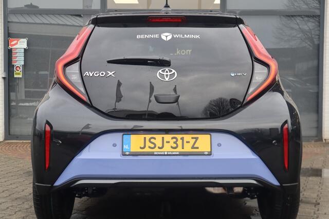 Toyota AYGO X Hybrid 115 Envy