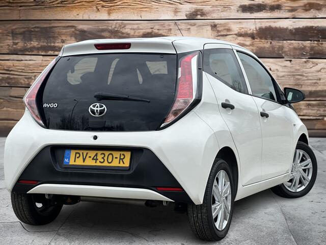 Toyota AYGO 1.0 VVT-i x-fun | NAP | NL Auto | Licht metalen velgen | Cruis | Airco | Bluetooth