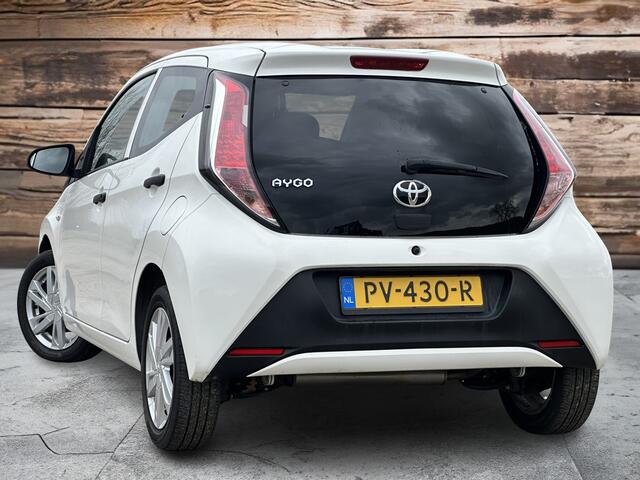 Toyota AYGO 1.0 VVT-i x-fun | NAP | NL Auto | Licht metalen velgen | Cruis | Airco | Bluetooth