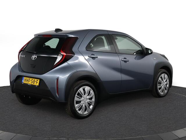 Toyota AYGO X 1.0 VVT-i MT Play | Apple Carplay/Android auto | Parkeercamera | Adaptieve Cruise Control |