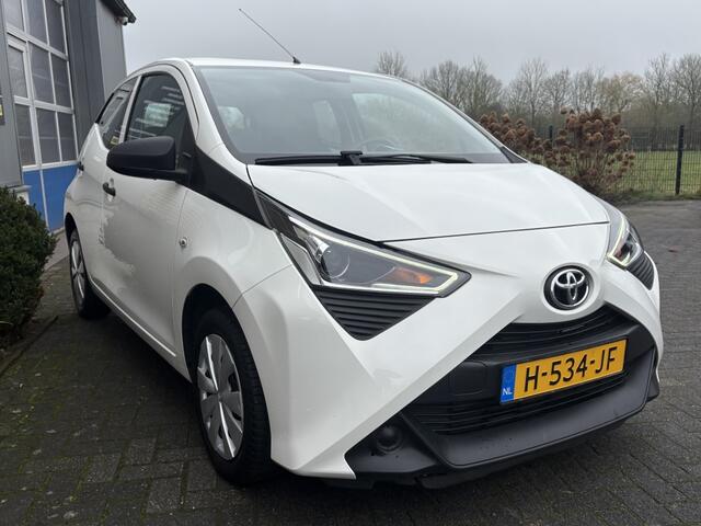 Toyota AYGO 1.0 VVT-i x-fun BT-AIRCO-1E EIGENAAR