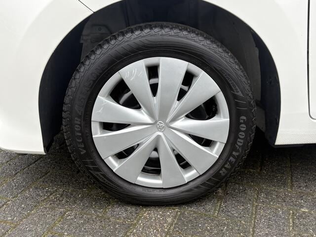 Toyota AYGO 1.0 VVT-i x-fun BT-AIRCO-1E EIGENAAR