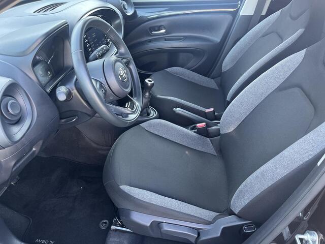 Toyota AYGO X 1.0 VVT-i MT Play | Carplay | Airconditioning | Parkeercamera | Adaptive cruise control |