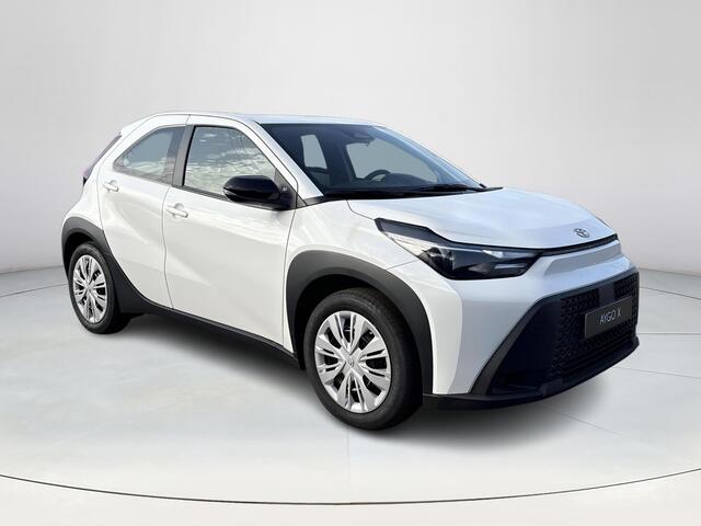 Toyota AYGO X Hybrid 115 play **NIEUWE AUTO/ HYBRIDE**