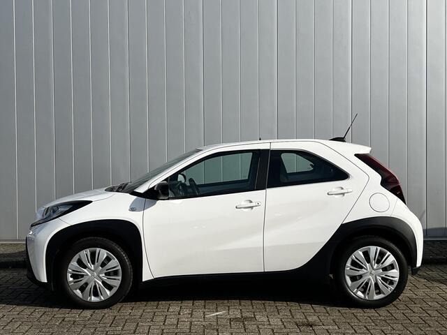 Toyota AYGO X 1.0 VVT-i MT Play 1e Eigenaar Dealer Onderhouden NL Auto