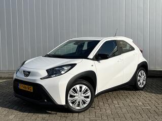 toyota-aygo-x-1.0-vvt-i-mt-play-1e-