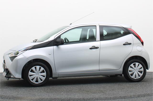 Toyota AYGO 1.0 VVT-i x-fun 5-Deurs, Airco, Bluetooth, Elektrische Ramen, Xenon, Radio, USB