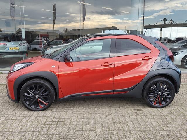 Toyota AYGO X 1.0 VVT-i S-CVT Premium | Sensoren v/a | JBL | Navi | Adaptive C
