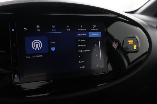 Toyota AYGO X 1.0 VVT-i MT Play | Apple carplay & Android auto | Parkeer camera | Cruise control |