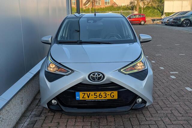 Toyota AYGO 1.0 VVT-i x-clusiv Achteruitrijcamera, Apple Carplay & Android Auto