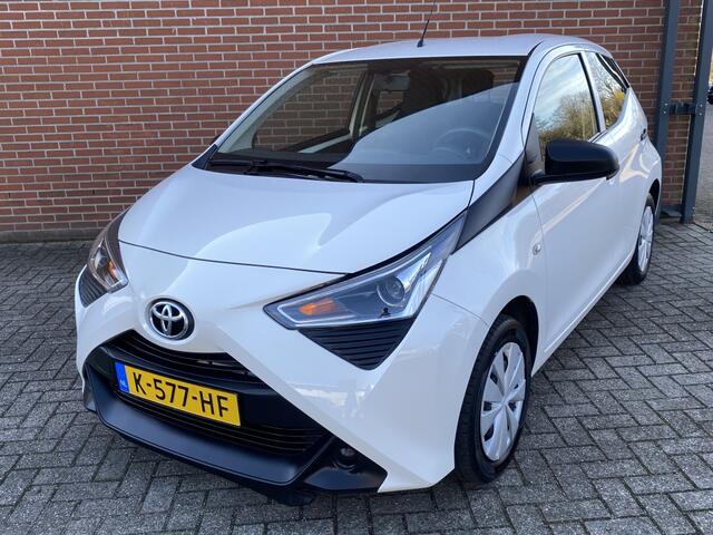 Toyota AYGO 1.0 VVT-i x-fun AIRCO DAB BLUETOOTH NL AUTO