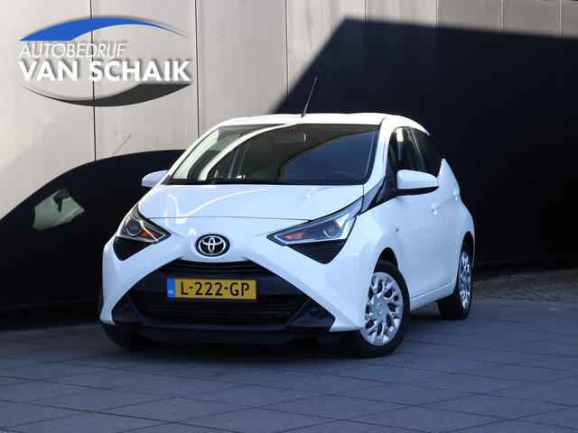 Toyota AYGO 1.0 VVT-i x-play | CAMERA | ELEK. SPIEGELS | BLEUTOOTH | CRUISE | AIRCO |
