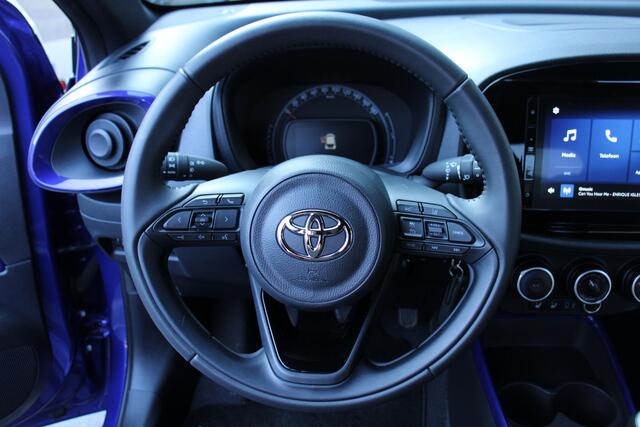 Toyota AYGO X 1.0 VVT-i MT Business