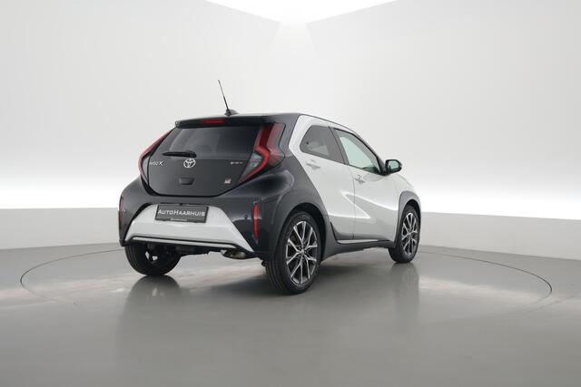 Toyota AYGO X Hybrid 115 GR Sport | Direct Leverbaar | Camera | Adapt. Cruise | JBL Audio | Keyless | Stoelverw. | Apple CarPlay |