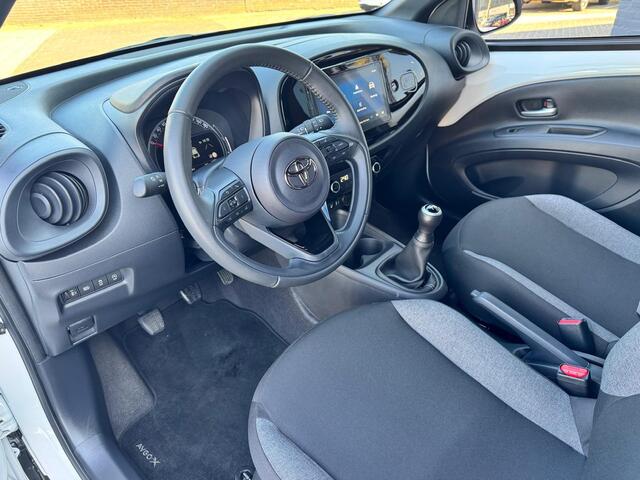 Toyota AYGO X 1.0 VVT-i MT Premium