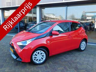 toyota-aygo-1.0-vvt-i-x-play