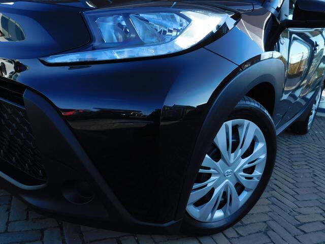Toyota AYGO X 1.0 VVT-i MT Play