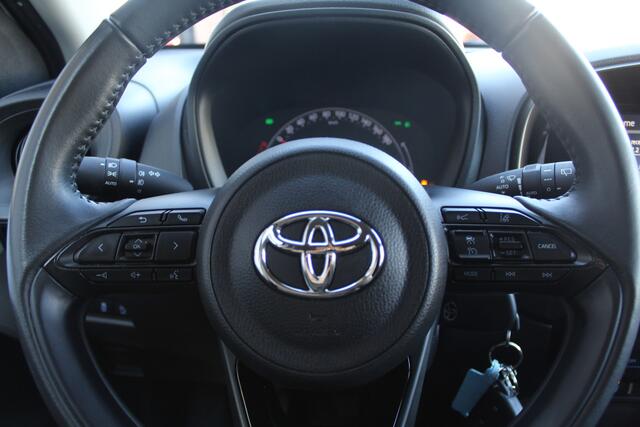 Toyota AYGO X 1.0 VVT-i MT first | Rijklaar | Stoelverwarming | Adapt. Cruise | LED | DAB