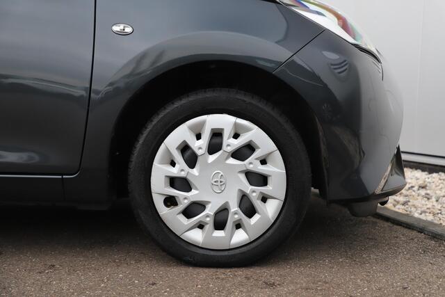 Toyota AYGO 1.0 VVT-i x-play Automaat Carplay Android/Navigatie Achteruitrijcamera Airco LED