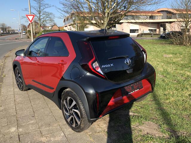 Toyota AYGO X 1.0 VVT-i S-CVT Pulse AUTOMAAT|AIRCO|APPLE/ANDROID|CAMERA|STOELVERWARMING|17"