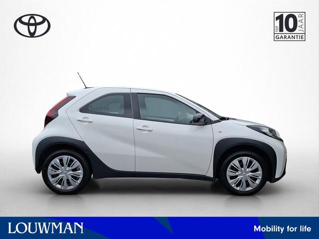Toyota AYGO X 1.0 VVT-i S-CVT Play Automaat | ¤ 14.646,- ex BTW