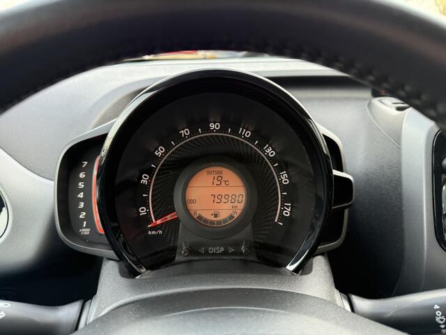 Toyota AYGO 1.0 VVT-i x-play | Camera | Carplay