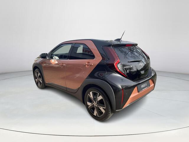 Toyota AYGO X Hybrid 115 envy