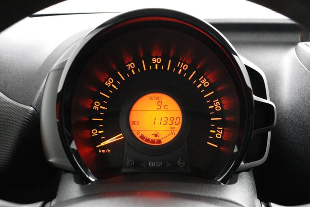 Toyota AYGO 1.0 VVT-i x-Fun | Airco | Bluetooth telefoonvoorbereiding |