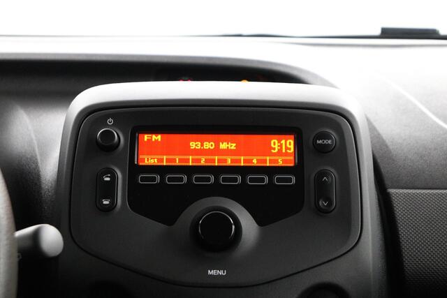 Toyota AYGO 1.0 VVT-i x-Fun | Airco | Bluetooth telefoonvoorbereiding |