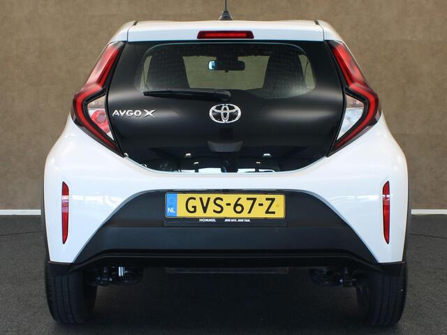 Toyota AYGO X 1.0 VVT-i MT Play - ORIGINEEL NEDERLANDSE AUTO - APPLE CARPLAY/ANDROID AUTO - AIRCO - MULTIMEDIAVOORBEREIDING - CRUISE CONTROL - ACHTERUITRIJCAMERA - LICHTSENSOR -