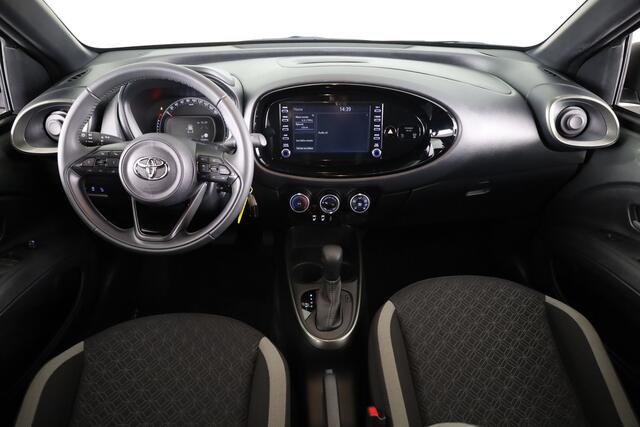 Toyota AYGO X 1.0 VVT-i S-CVT first Limited | Stoelverwarming | Parkeercamera | Apple Carplay / Android Auto |