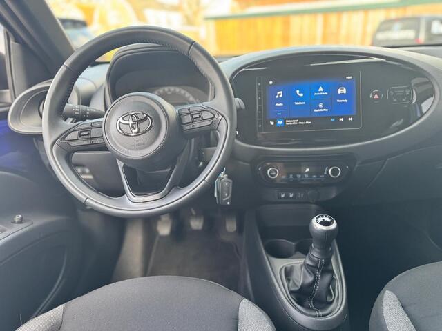 Toyota AYGO X 1.0 VVT-i MT Premium