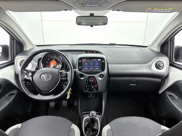 Toyota AYGO 1.0 VVT-i x-play | 1e Eigenaar | BTW'er | NIEUW GELEVERD & ONDERHOUDEN |