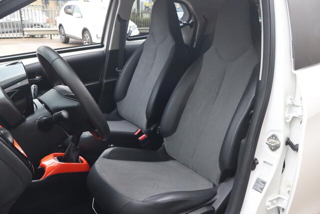 Toyota AYGO 1.0 VVT-i x-joy Climate I Apple Car-Play I Camera
