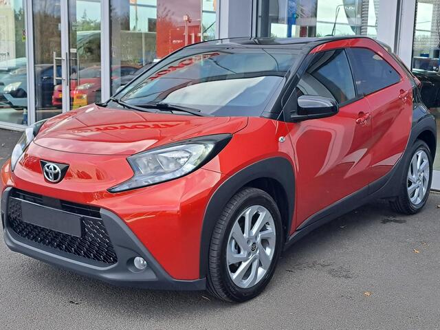 Toyota AYGO X 1.0 VVT-i S-CVT Pulse Automaat | Airco | Parkeercamera |Apple/Android Carplay