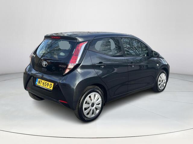 Toyota AYGO 1.0 VVT-i x-play