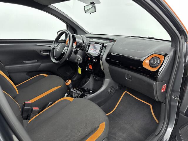 Toyota AYGO 1.0 VVT-i x-JBL Leseman aangemeld 4-2