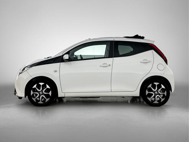Toyota AYGO 1.0 VVT-i x-joy cabrio | 1e Eigenaar | NIEUW GELEVERD & ONDERHOUDEN | Apple Carplay / Android Auto |