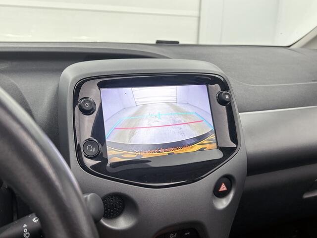 Toyota AYGO 1.0 VVT-i x-joy cabrio | 1e Eigenaar | NIEUW GELEVERD & ONDERHOUDEN | Apple Carplay / Android Auto |