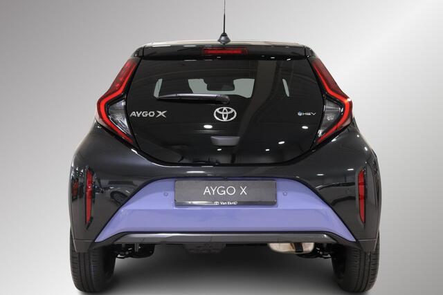 Toyota AYGO X Hybrid 115 envy, Smart Entry, Stoelverwarming, Camera, Sensoren!