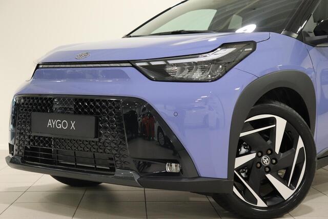 Toyota AYGO X Hybrid 115 envy, Smart Entry, Stoelverwarming, Camera, Sensoren!