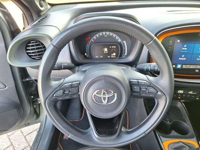 Toyota AYGO X 1.0 VVT-i MT Limited JBL Speaker PDC v+a Climaat Ad. Cruise