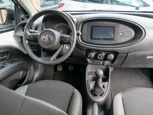 Toyota AYGO X 1.0 VVT-i MT | CRUISE CONTROL | CARPLAY |