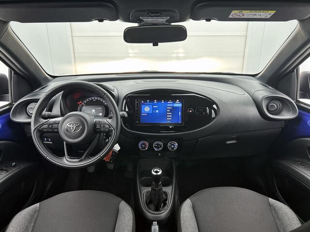 Toyota AYGO X 1.0 VVT-i MT Play | Apple CarPlay | Android Auto |
