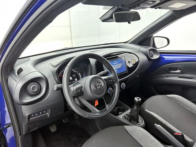 Toyota AYGO X 1.0 VVT-i MT Play | Apple CarPlay | Android Auto |