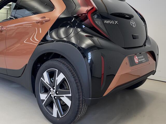 Toyota AYGO X Pulse Automaat | Ongebruikt | Ledverlichting | ACC | Carplay | Camera | Stuur-stoelverwarming | Keyless